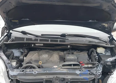 2018 Toyota Sienna L 7 Passenger from USA, damaged, VIN 5TDZZ3DC3JS948197